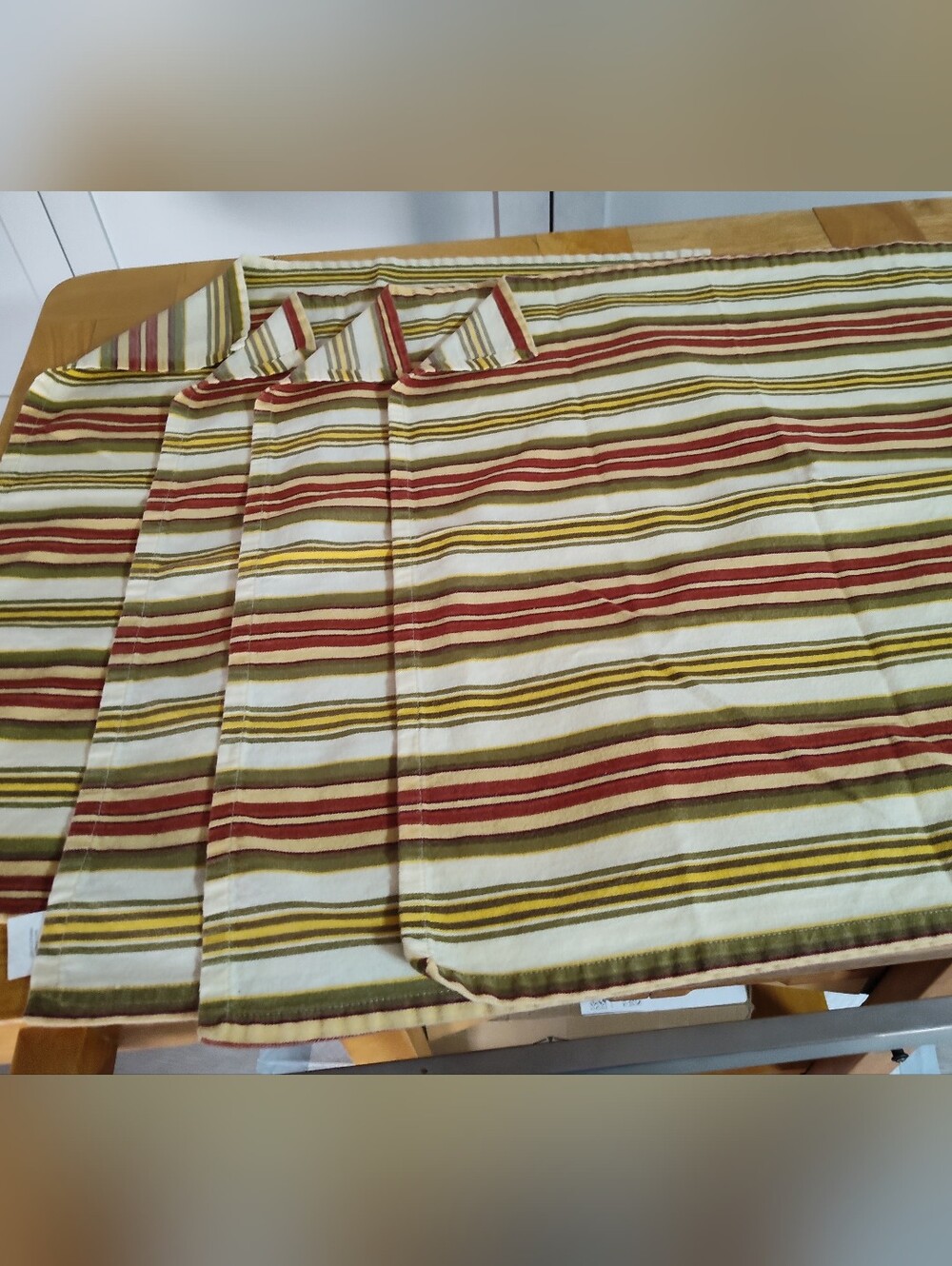 Set of 4 Pier 1 Imports Striped Cloth Napkins 20x21 Red Gold Green Cotton Table
